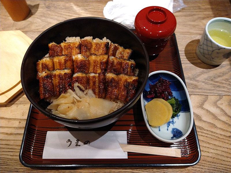 Anago Meshi (あなごめし)